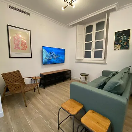 Cuna Vieja Apartment *